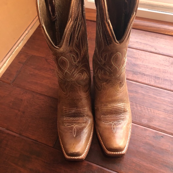 Women’s cowboy boots - Picture 2 of 4